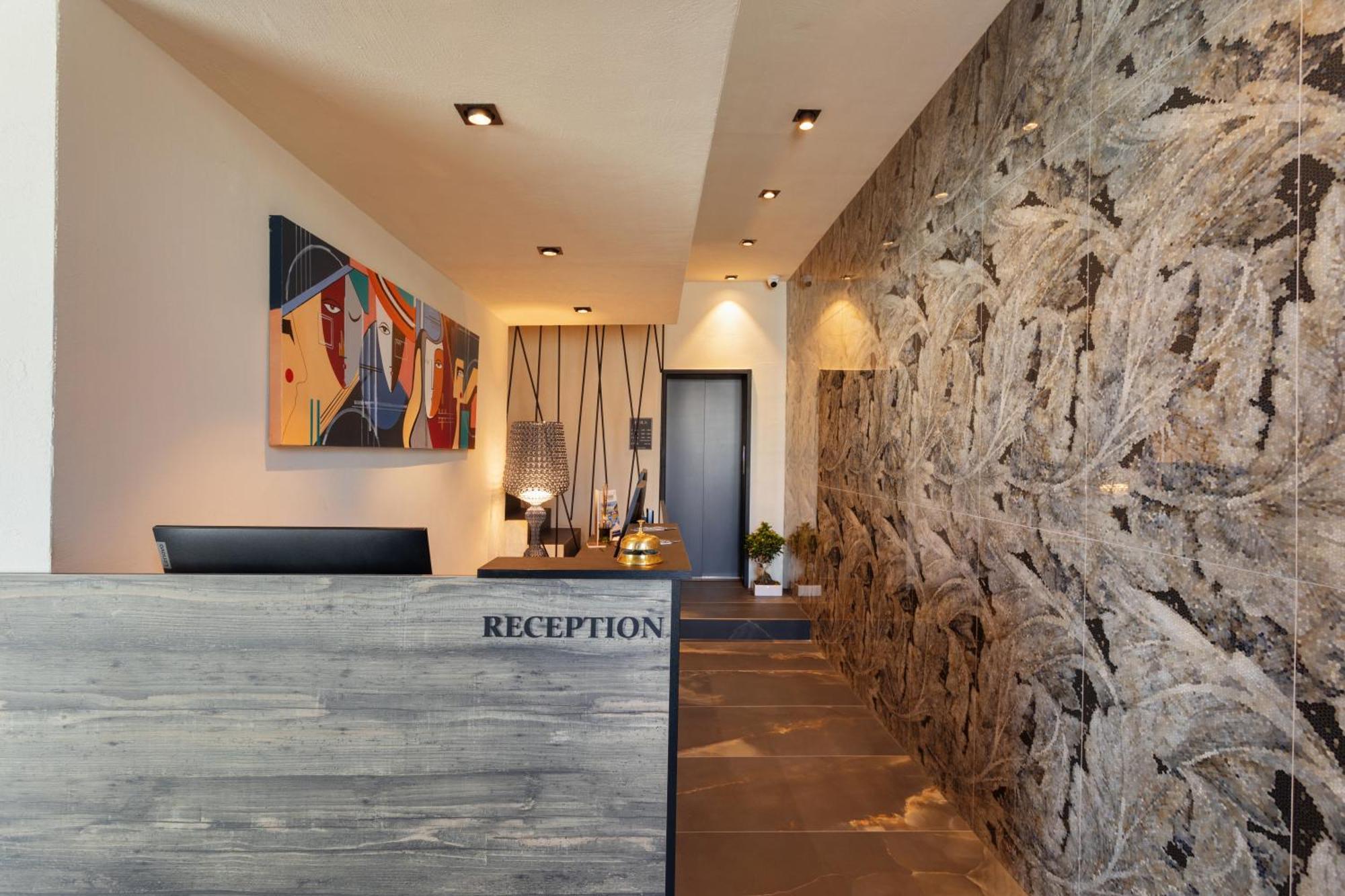 Etrus - Boutique Room & Rooftop Pontecagnano Faiano Exterior foto